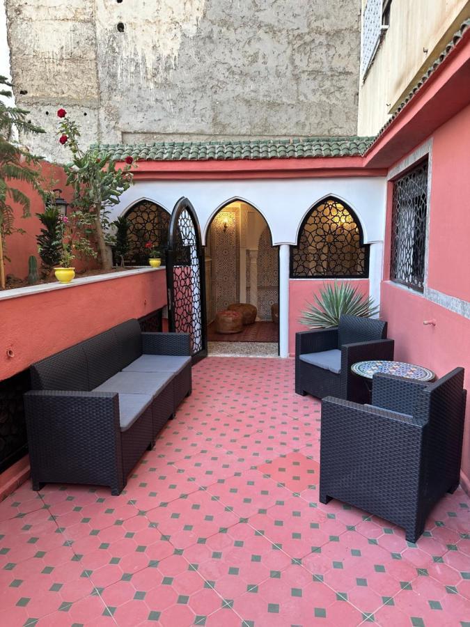 Appartements Nia Confort, Plein Centre Ville, Avec Terrasse Fès Exteriör bild